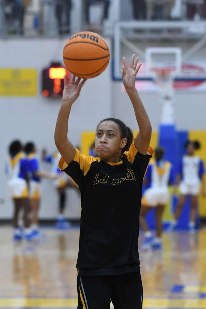 starkville-tupelo-girls-basketball00001